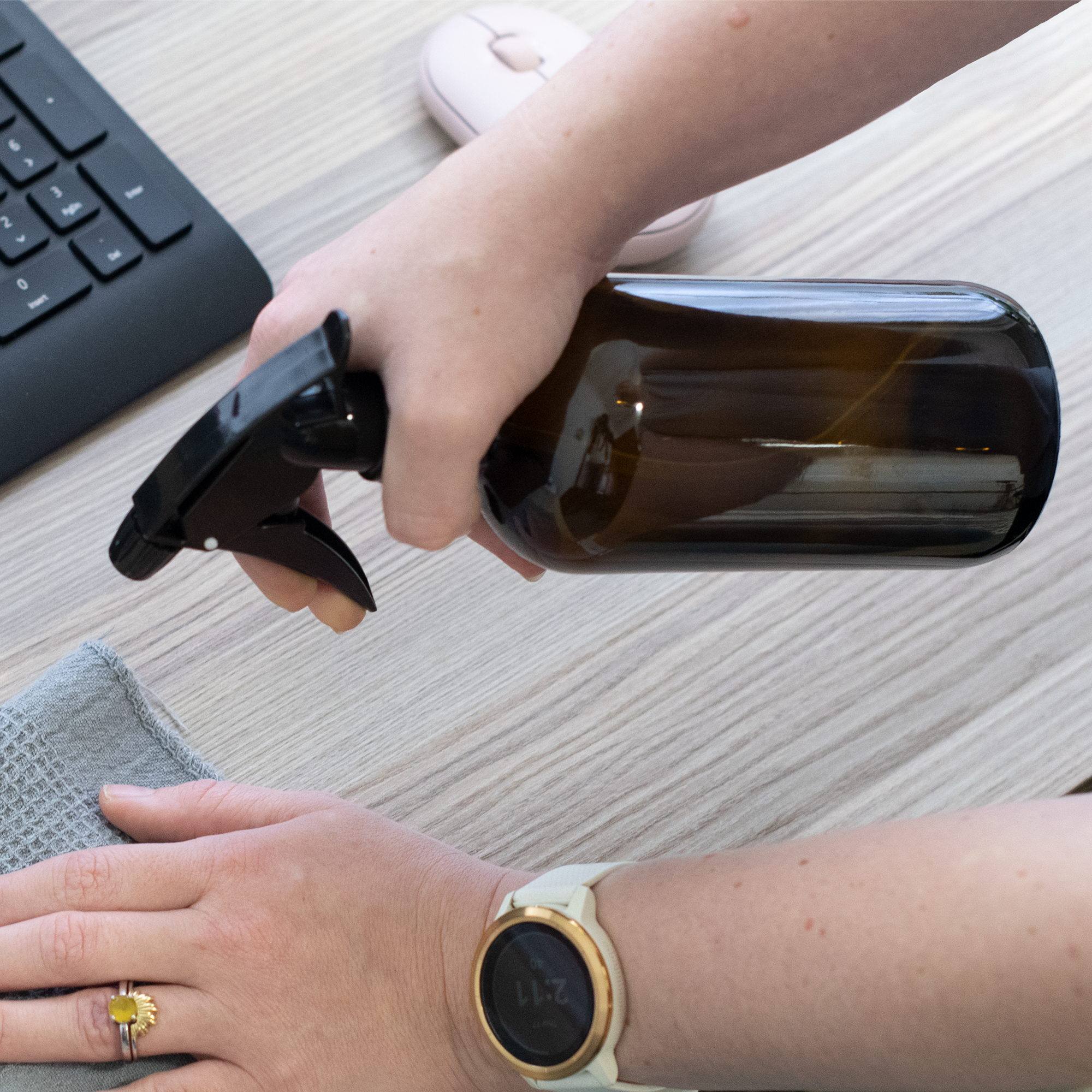 500ml Amber Glass Spray Bottle with Spray Top