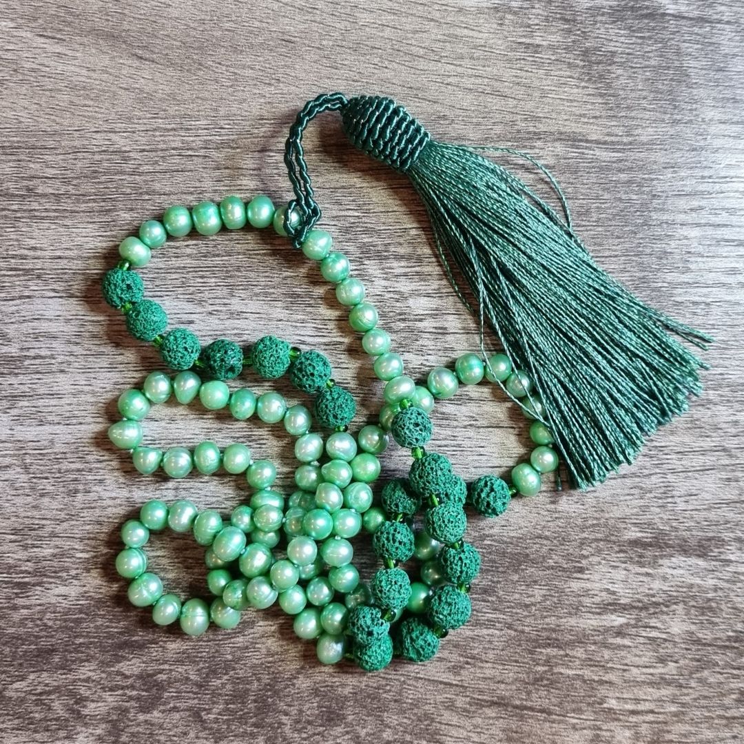 Emerald Pearls Bead Diffuser Necklace